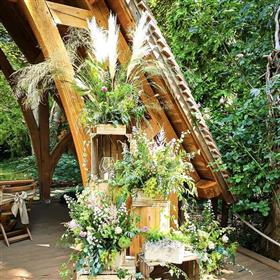 fwthumbCeremony flowers Rivervale Barns The Spinney Outdoor wedding, rustic Lilys Flowers.jpg